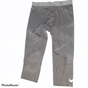 Nike Pro girl grey capri leggings size xl